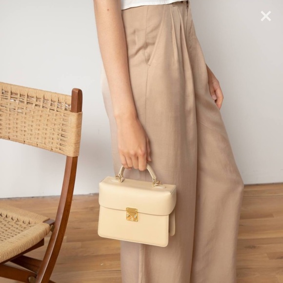 Pixie Market leather Vanilla Box Bag - Never Used - Picture 5 of 8